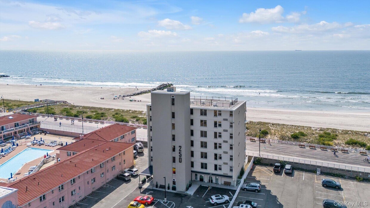 Foto principal - 250 Shore Rd
