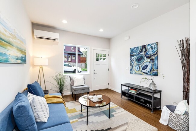 Foto del edificio - Madrona Townhouse