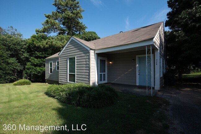 Foto del edificio - 3 br, 2 bath House - 928 E. Glenn Ave