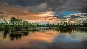 Foto del edificio - 2240 Gatsby Ln