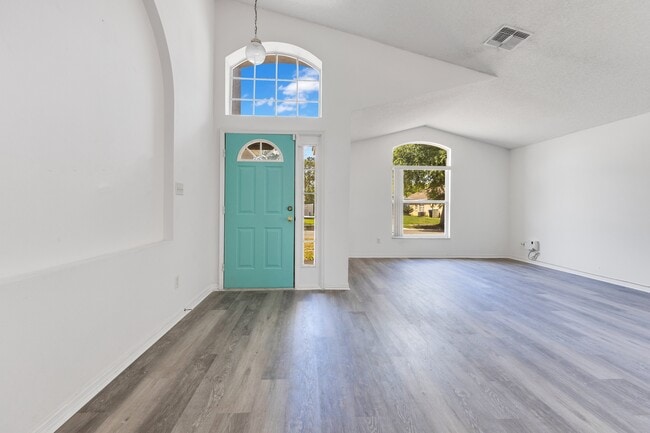 Foto del edificio - 7931 Oakstone Ct