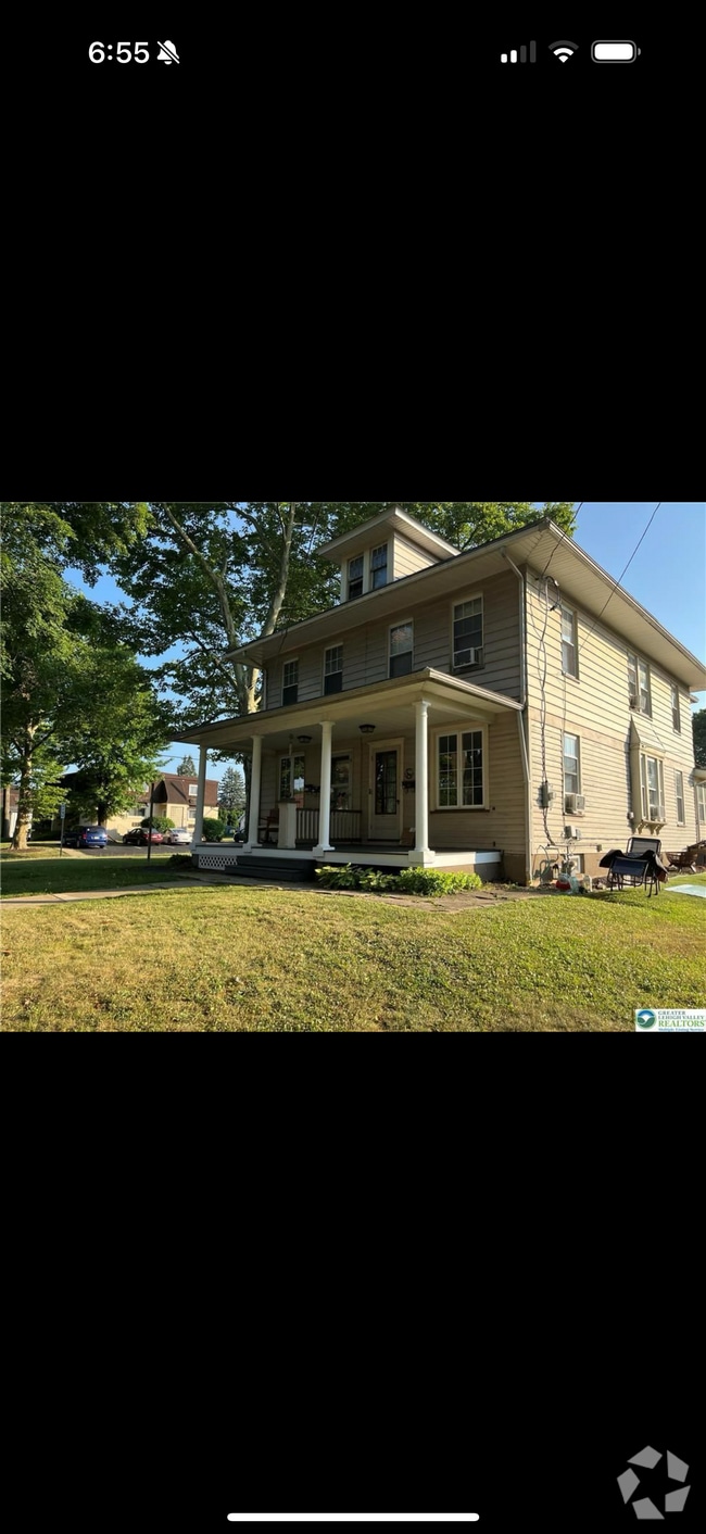 Building Photo - 523 S Greenwood Ave