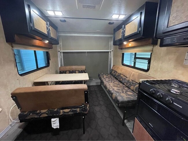 Photo - 5250 US-441 House