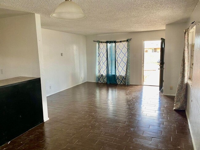 Building Photo - 4101 Atlas Ave