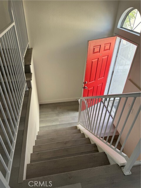 Foto del edificio - 5704 Sultana Ave