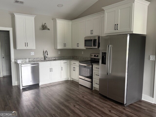 Foto del edificio - 2587 Memorial Rd