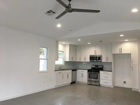 Foto del edificio - 455 N Cypress St