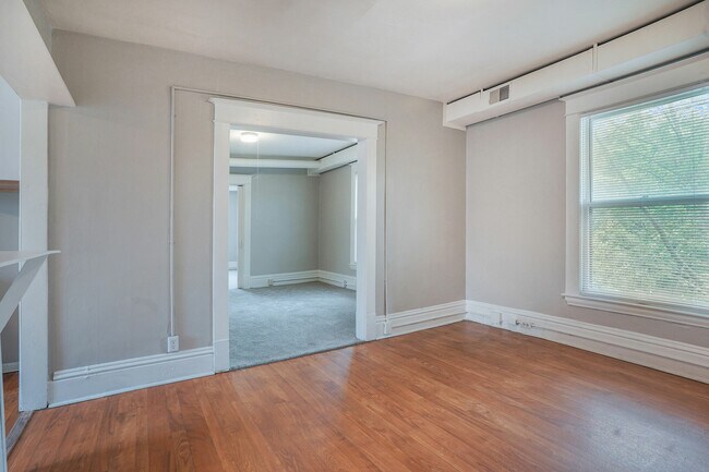 Building Photo - 159 Lane Ave SW