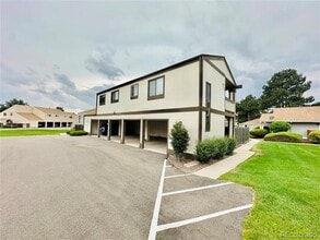 Building Photo - 8760 Chase Dr