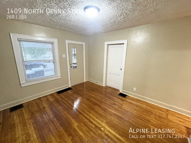 Building Photo - 1409 N Denny St