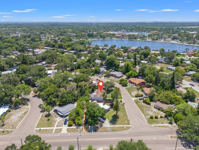 Building Photo - 4180 Porpoise Dr SE