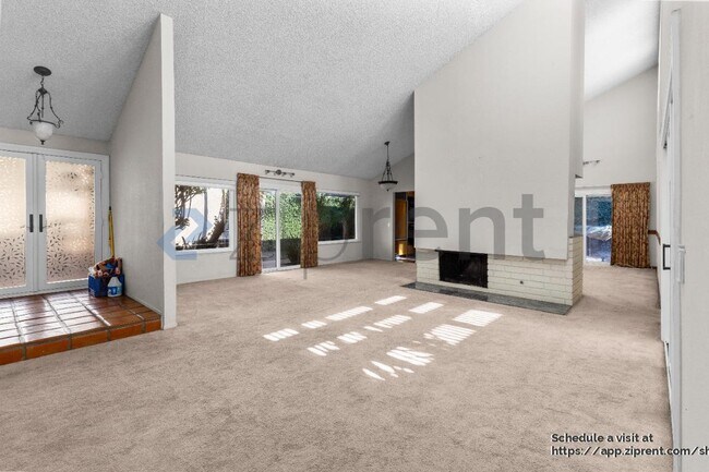 Foto del edificio - 12646 Beach St