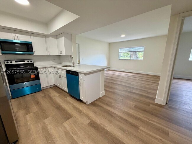 Foto del edificio - 3690 N 56th Ave