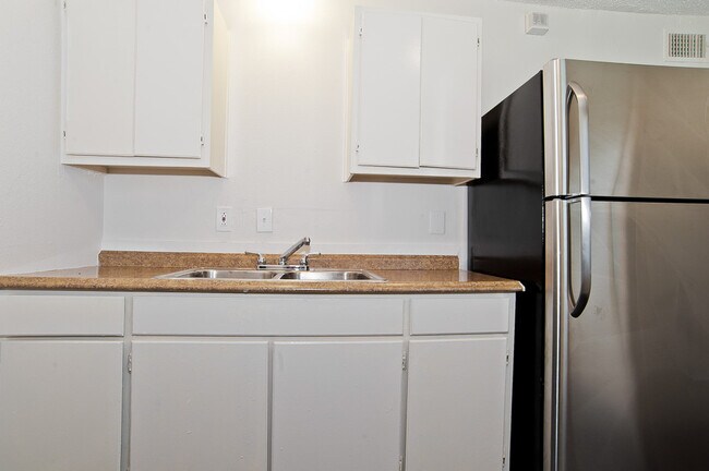 Foto del edificio - 2618 Jeffries St