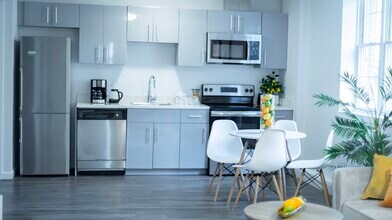 Building Photo - 1505 Commonwealth Ave