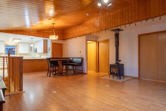 Building Photo - 2262 Cordes Dr