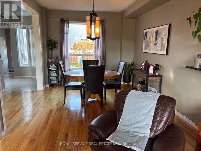 Photo du bâtiment - 754 Carlisle St