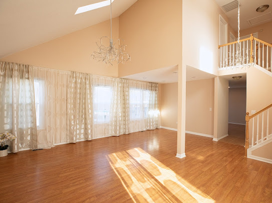 Building Photo - 601 Bordeaux Ct E