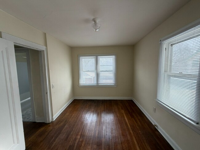 Building Photo - 1320 Broad Blvd