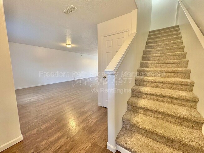 Foto del edificio - 1490 W Timor Ave