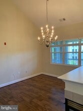 Building Photo - 400 Symphony Cir