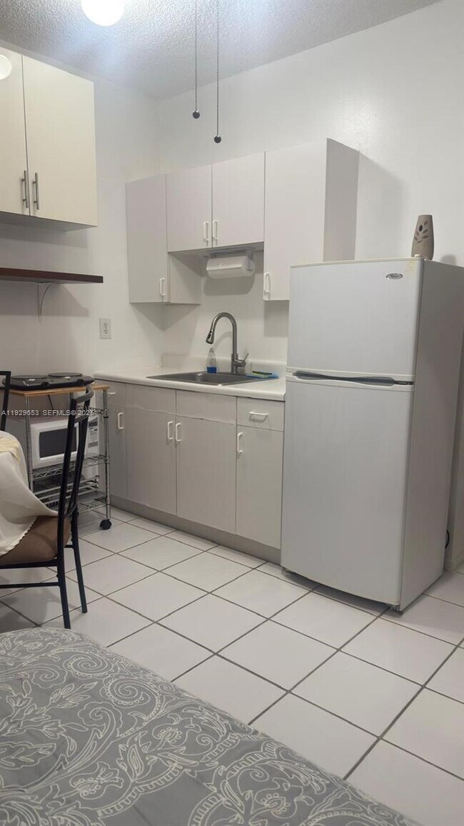 Building Photo - 12945 SW 116th St