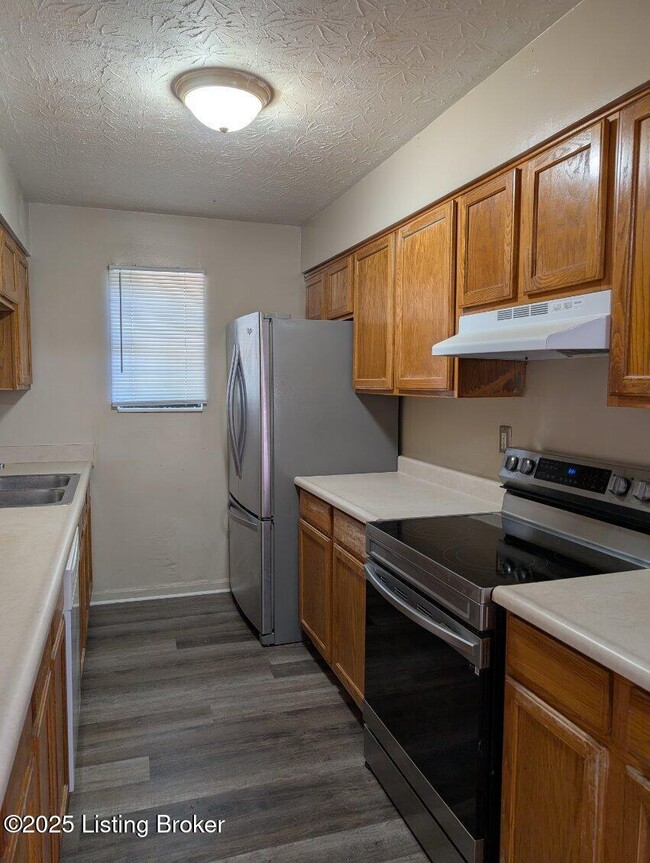 Building Photo - 3224 Springfield Dr