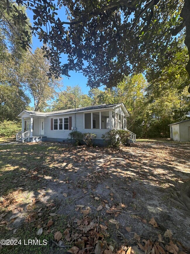 Building Photo - 1501 Hogarth St