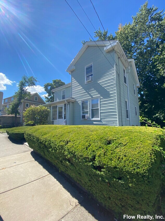 35 Saint Clements Rd, Medford, MA 02155 House Rental in Medford, MA