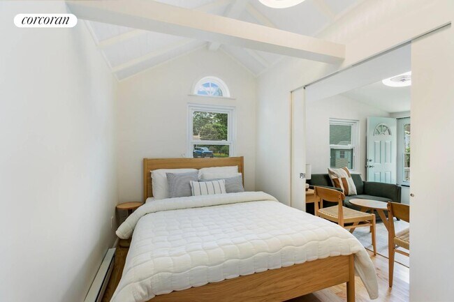 Foto del edificio - 61 Squires Ave