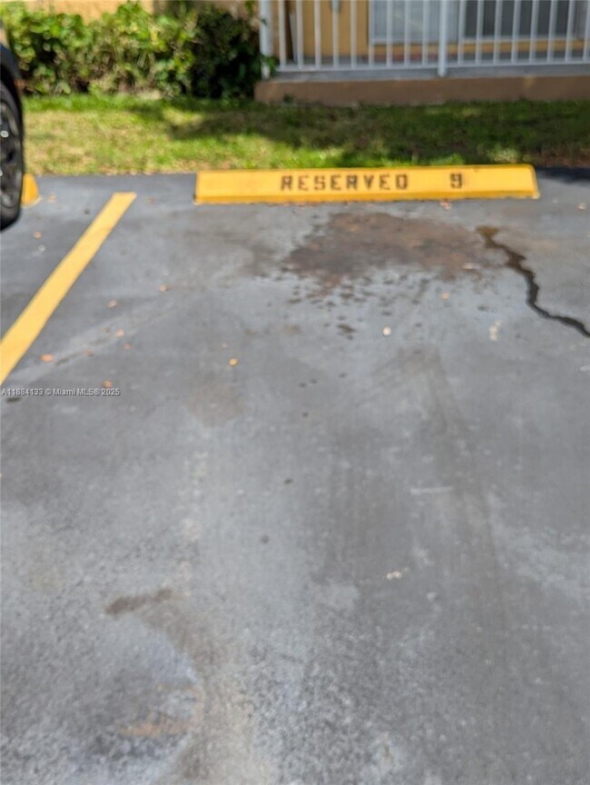 Foto del edificio - 13700 SW 62nd St