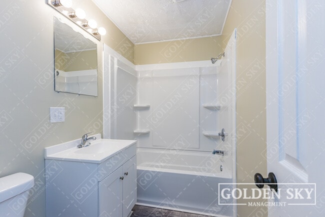 Foto del edificio - 2125 E Harvard Ave