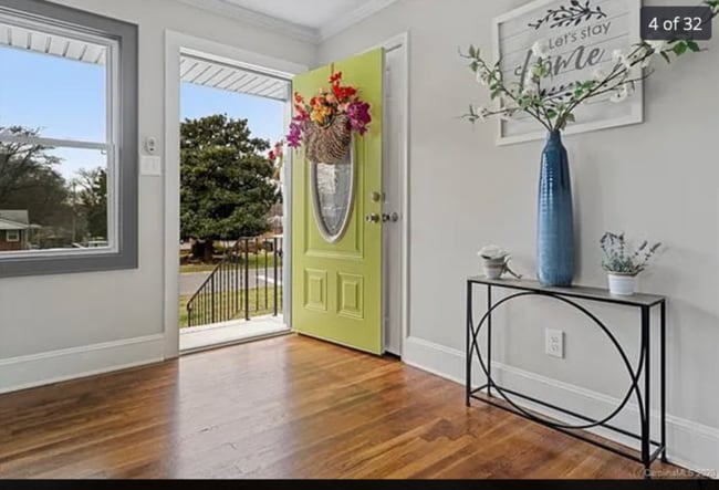 Building Photo - A cozy home at Pruitt St