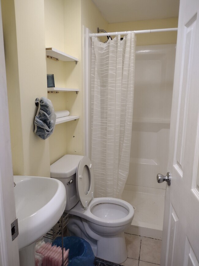 Building Photo - 2224 N 11th St