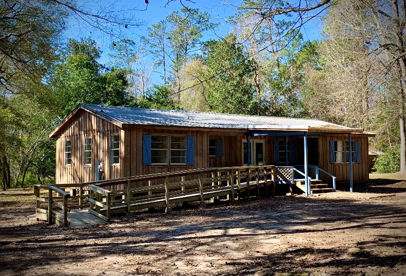 Primary Photo - 285 Marion Dr N