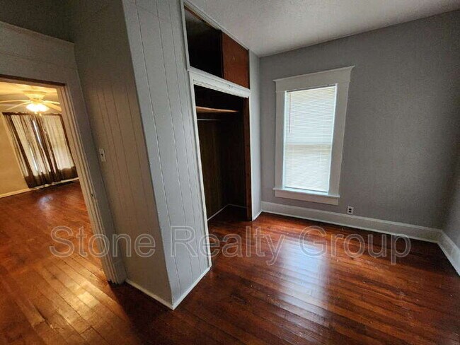 Foto del edificio - 1465 S 21st St