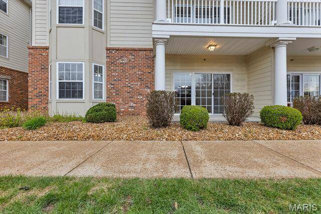 Building Photo - 115 Saint James Ct