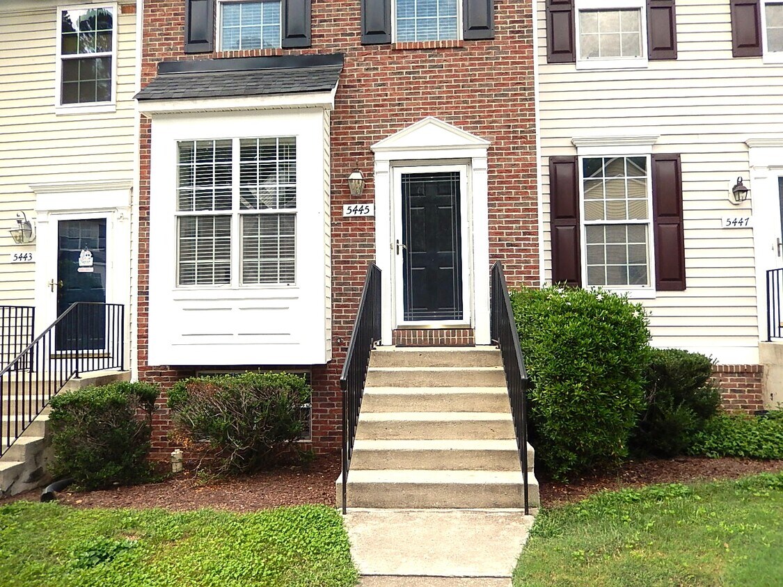Foto principal - 5445 Crabtree Park Ct
