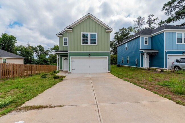Foto del edificio - Like-new 4 bed/2.5 bath home for lease nea...