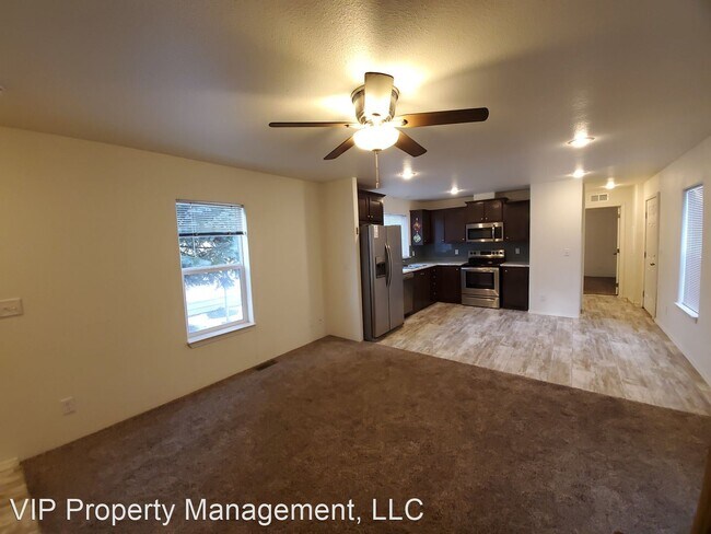 Foto del edificio - 2 br, 2 bath House - 1913 W Dartmouth Circle