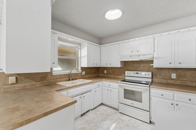 Foto del edificio - newly renovated 3 bed in Moore
