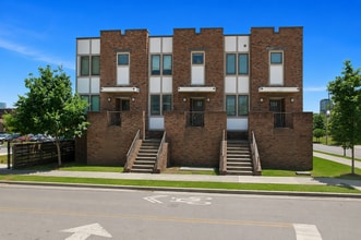 Building Photo - 1723 Jo Johnston Ave