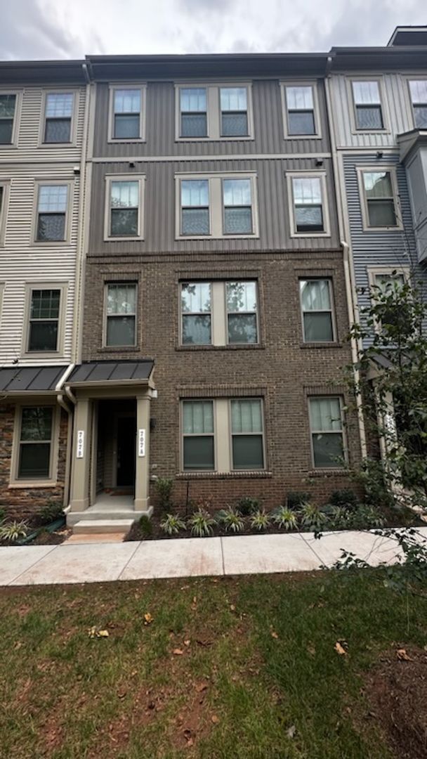 Foto del edificio - 707 Thomas Ln