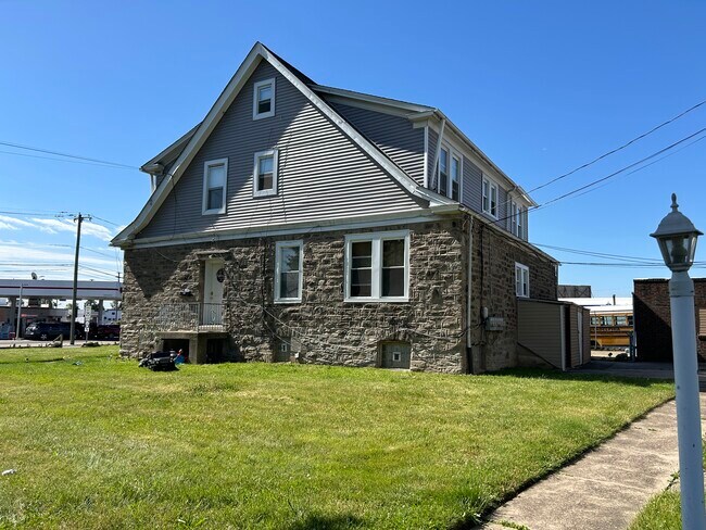 Foto del edificio - 6370 Oxford Ave