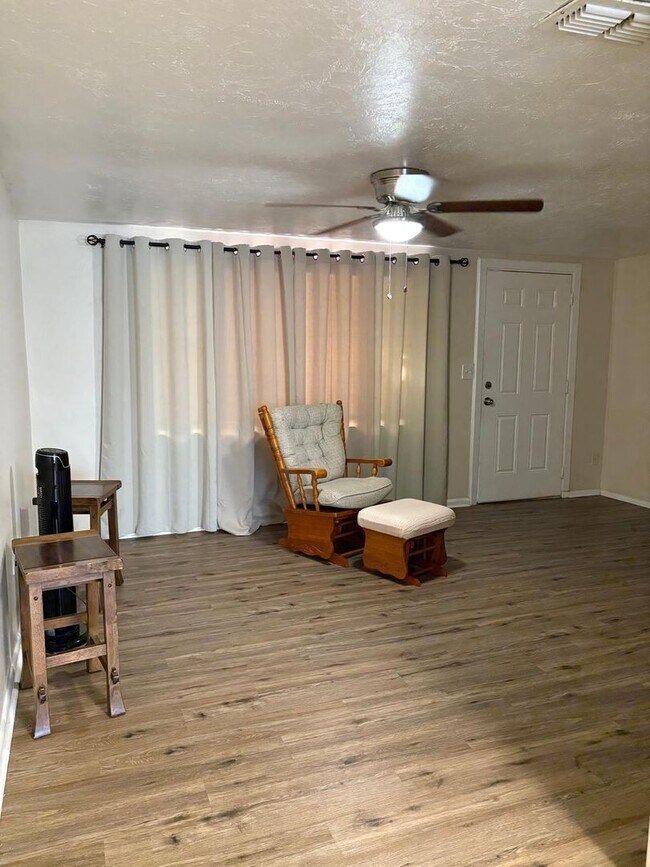 Foto del edificio - Move-In Ready 3BR/2BA single-Family Home i...
