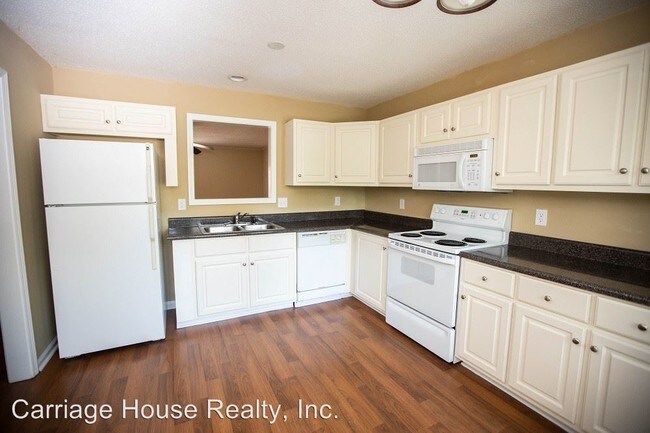 Building Photo - 106 Hampton Ct