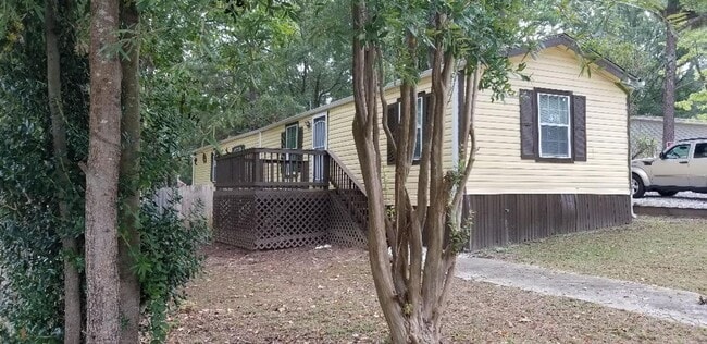 Building Photo - 169 Brentwood Ln