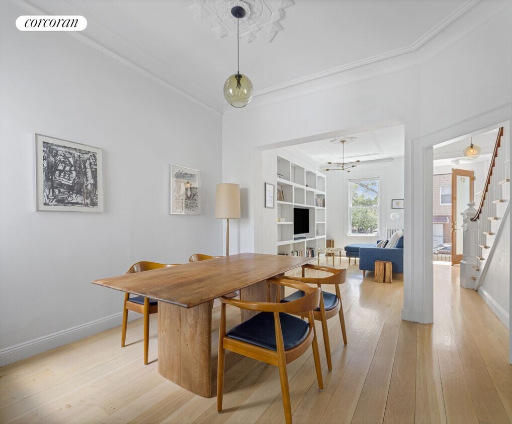 Foto principal - 129 Calyer St