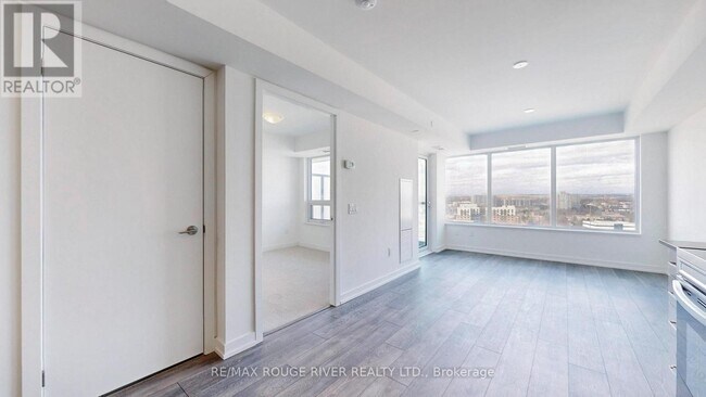 Photo du bâtiment - 1455 Celebration Dr