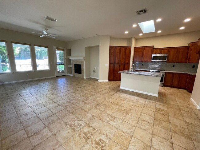 Foto del edificio - Empire Ranch Folsom Home